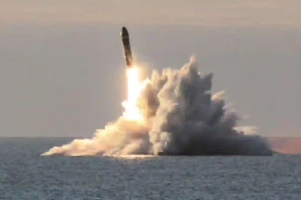 روسيا تستعد لبناء نماذج لمدن لندن وواشنطن ونيويورك من الخشب ثم تفجيرها نوويا في تحذير للغرب