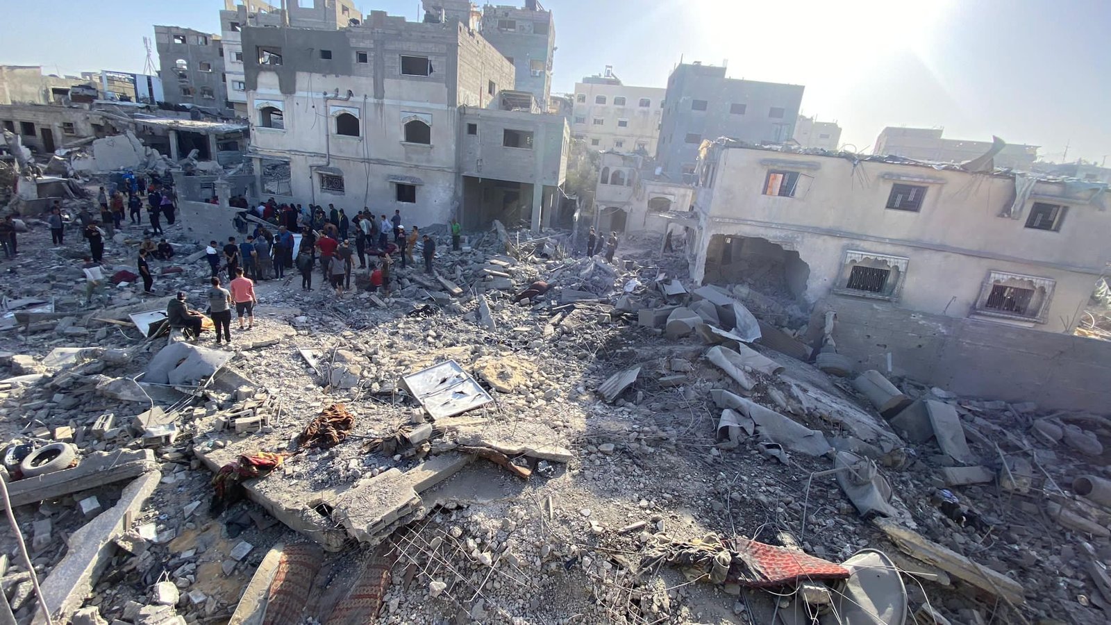 يديعوت أحرنوت: “الهجوم” على غزة انتهى عمليا و”إسرائيل” لم تحصل على شيء 2 غزة