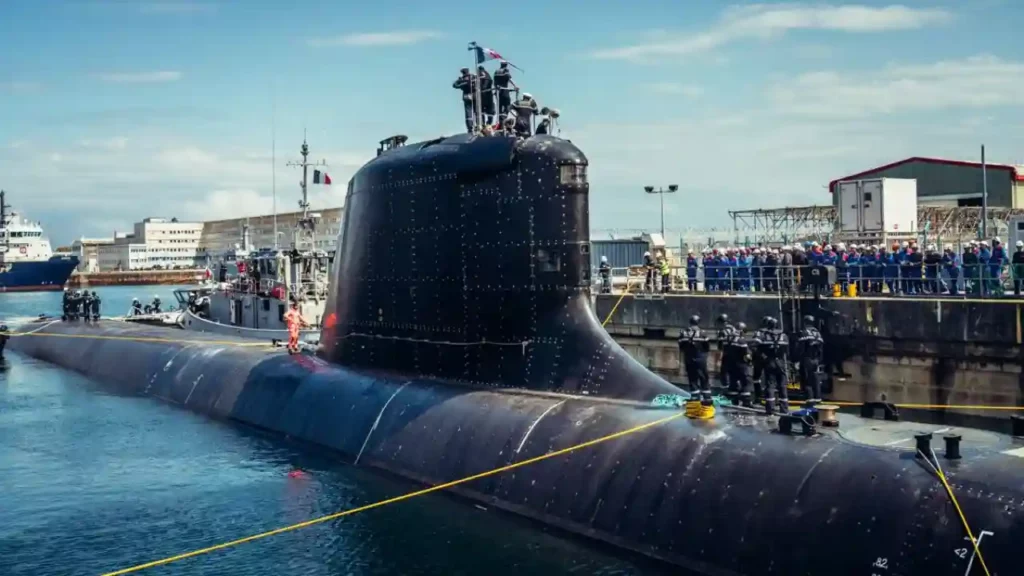 لأول مرة، فرنسا تنشر غواصة نووية هجومية (SNA) في تمرين بحري مشترك مع المغرب 3 لأول مرة، فرنسا تنشر غواصة نووية هجومية (SNA) في تمرين بحري مشترك مع المغرب