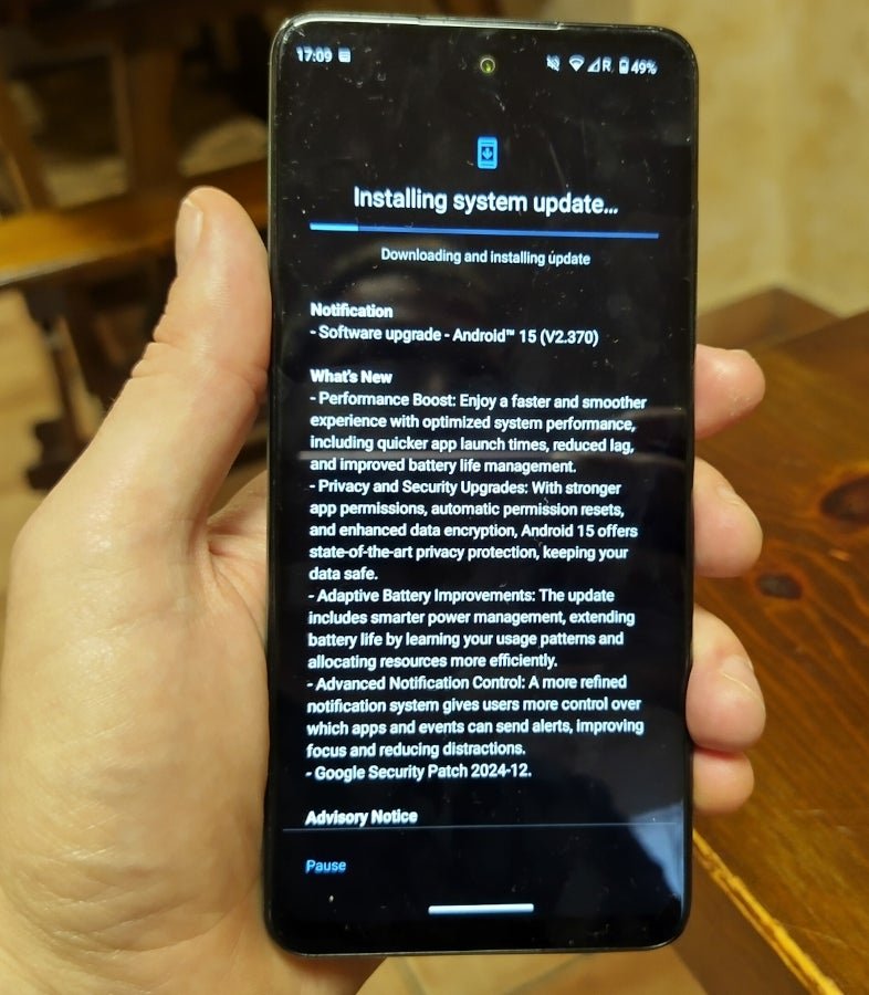 أول هاتف ذكي من شركة HMD يبدأ في تلقي تحديث Android 15