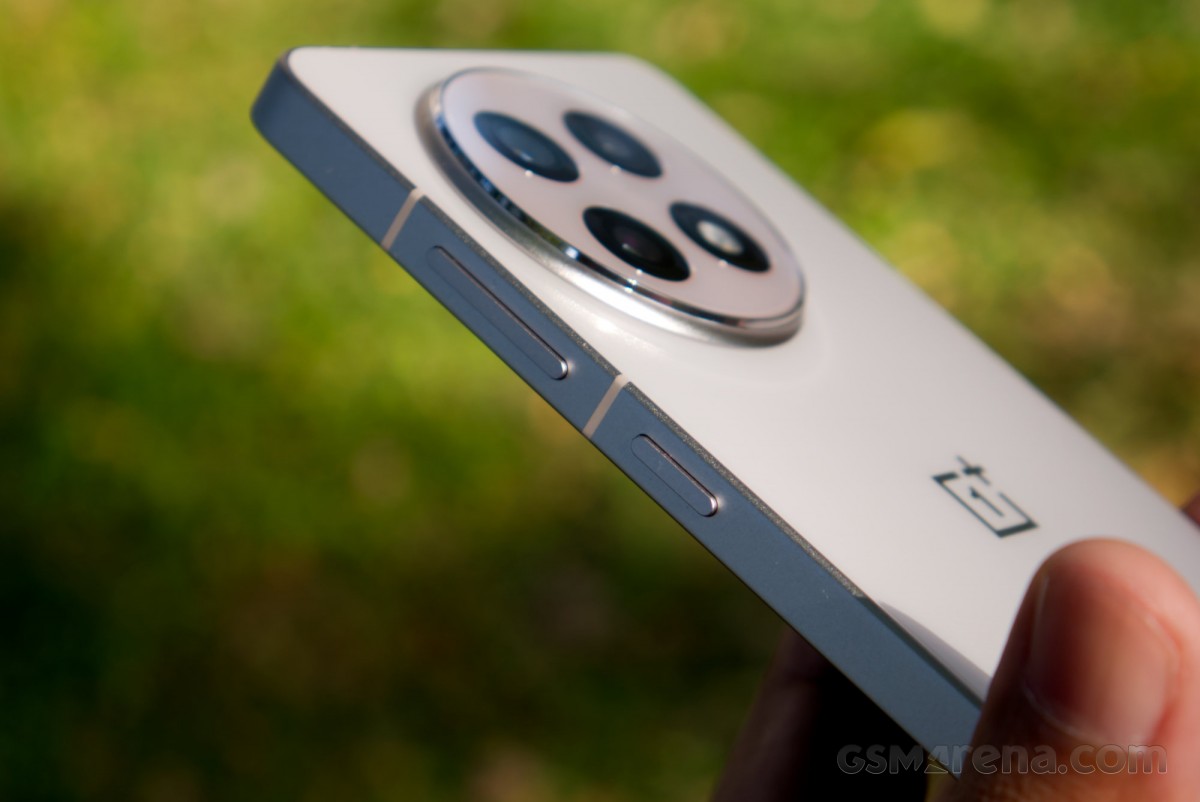 OnePlus 13 وOnePlus 13R قيد المراجعة 13 OnePlus 13 وOnePlus 13R قيد المراجعة