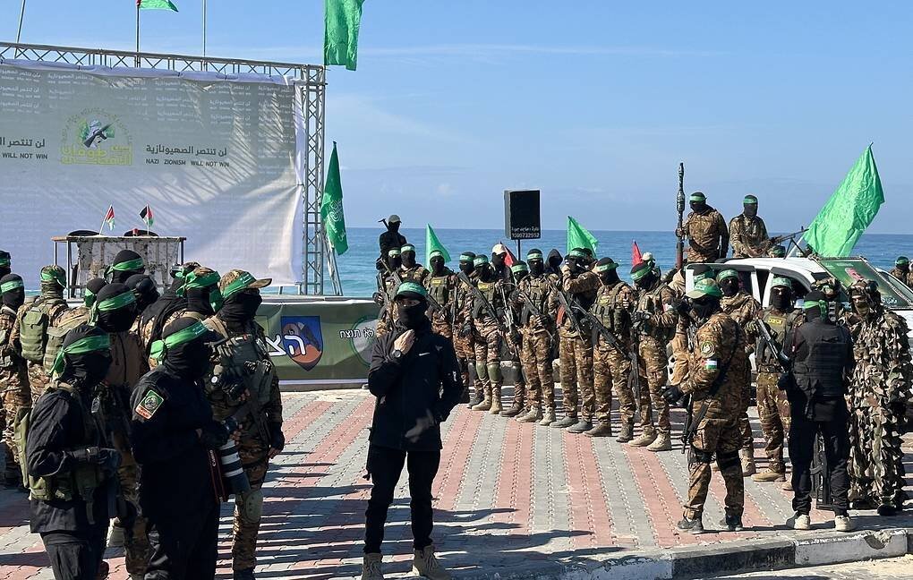 حوالي 600 سجين فلسطيني يتم إطلاق سراحهم الليلة 2 5386710