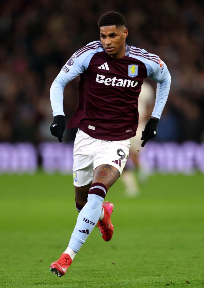 تم الكشف عن تأثير ماركوس راشفورد الذي يغير اللعبة على أنه فوز Aston Villa ببديل في نهاية الشوط الأول على تشيلسي 11 برمنغهام ، إنجلترا - 22 فبراير: يركض ماركوس راشفورد من أستون فيلا من الكرة خلال مباراة الدوري الممتاز بين أستون فيلا إف سي وتشيلسي في فيلا بارك في 22 فبراير 2025 في برمنغهام ، إنجلترا. (تصوير مارك أتكينز - AVFC/Aston Villa FC عبر Getty Images)