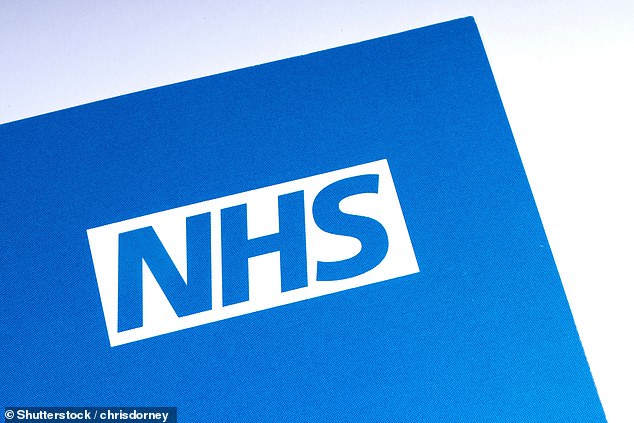 يدير NHS فاتورة بقيمة 80 مليون جنيه إسترليني على المترجمين للمرضى الذين لا يتحدثون الإنجليزية في غضون خمس سنوات فقط تأتي الأرقام بعد أن ظهرت الشهر الماضي أن وزارة العمل والمعاشات تقاعدها تنفق 8 ملايين جنيه إسترليني سنويًا على المترجمين مقابل 90 لغة مختلفة (ألبوم الصور)