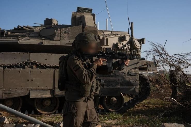 الاحتلال يبدأ عمليات في "ممر موراغ" بغزة ويهدد بتوسيع الضغط على حماس