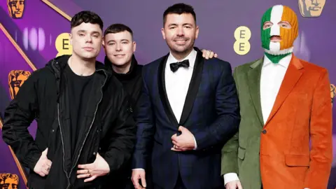 PA Media Kneecap تحضر جوائز BAFTA 2025 