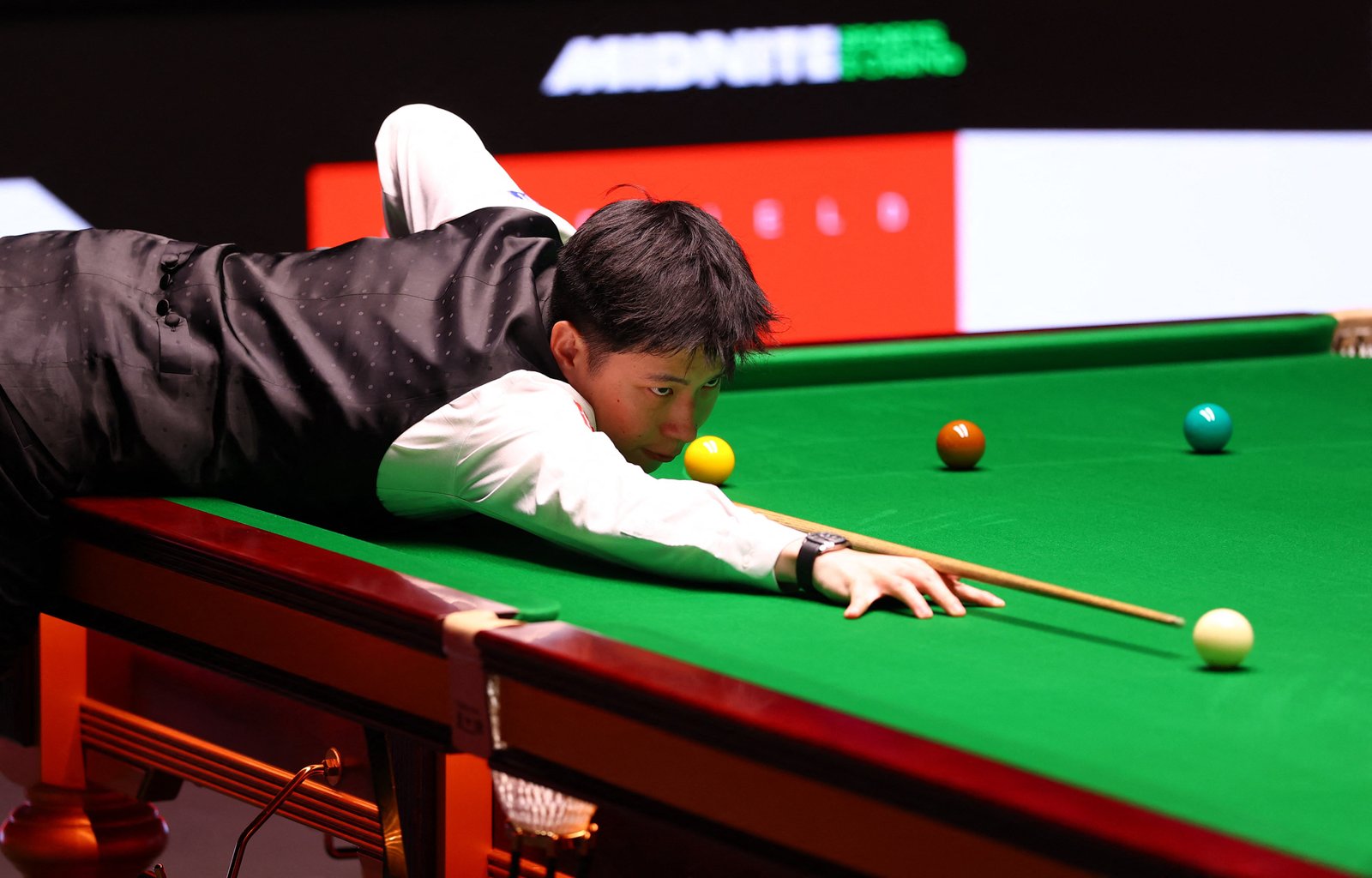 يُظهر Zhao Xintong القليل من الأعصاب في نهائي بطولة Wolrd الأولى