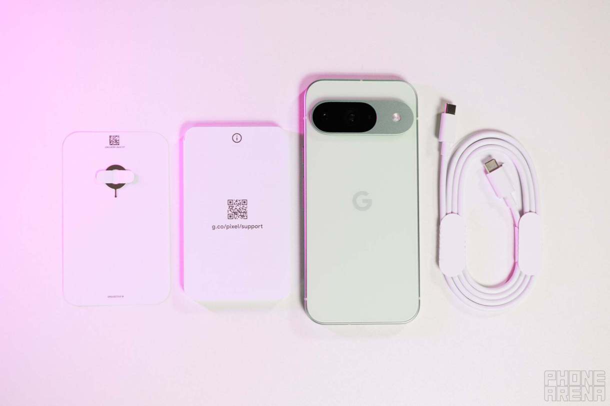 Google Pixel 9. | Image Credit - Phonearena - Pixel 10 Preview Screw Up: كان لدى Google فرصة واحدة وفجرته