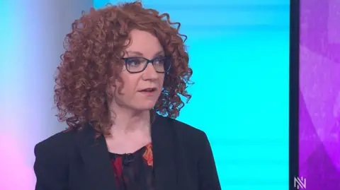 بي بي سي/نيوز ليبليايت كيت إليسيا ، أحد الناجين من الاعتداء الجنسي على الأطفال يظهر في بي بي سي نيوزلي في 2 يونيو 2025.