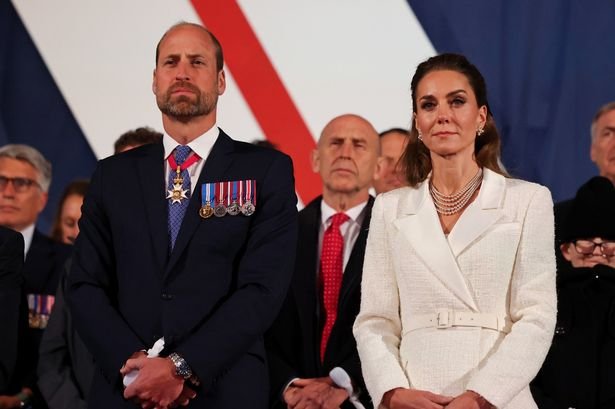 Mirror's Daily Digest - أفضل خمس قصص تحتاج إلى قراءتها الليلة أمير وأميرة ويلز في يوم