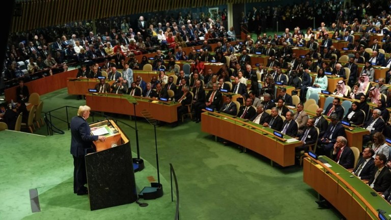 ترامب: لا يمكن السماح للراعي الأول للإرهاب في العالم بامتلاك سلاح نووي