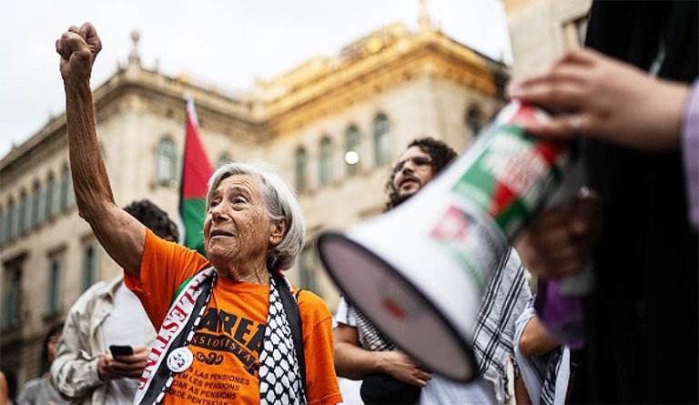 إسبانيا تلغي صفقة شراء أسلحة من