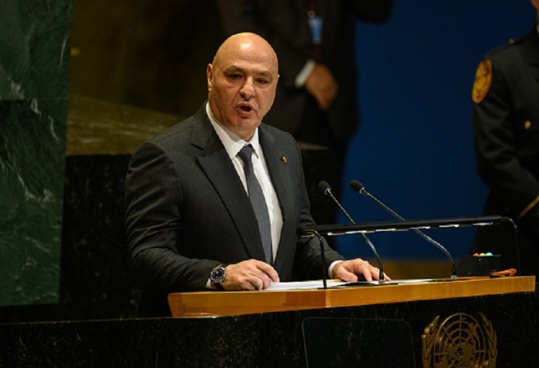 لبنان.. عون يدعو لترسيخ الإيمان بـ"دولة واحدة وجيش واحد" في ذكرى نصرالله