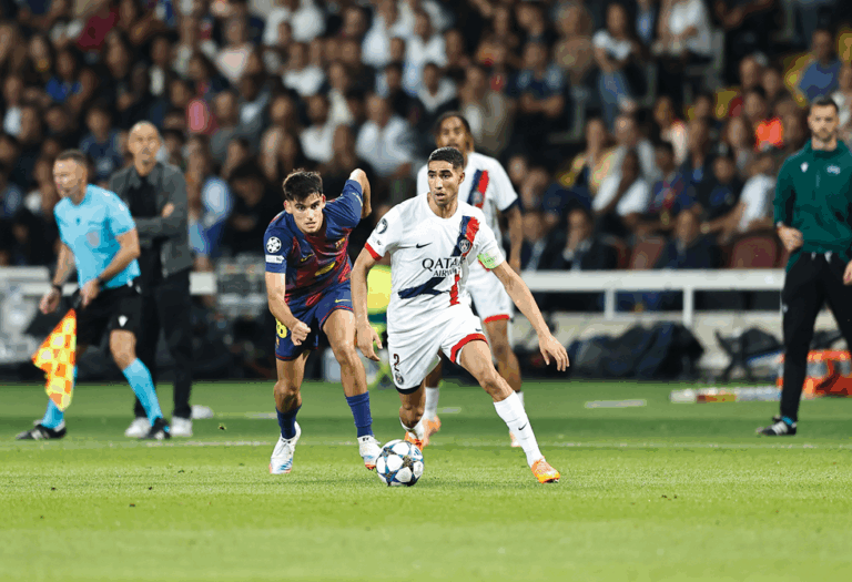 مبابي ينشر تعليقا مثيرا بعد تألق حكيمي أمام برشلونة (صورة) 3 مبابي ينشر تعليقا مثيرا بعد تألق حكيمي أمام برشلونة (صورة)