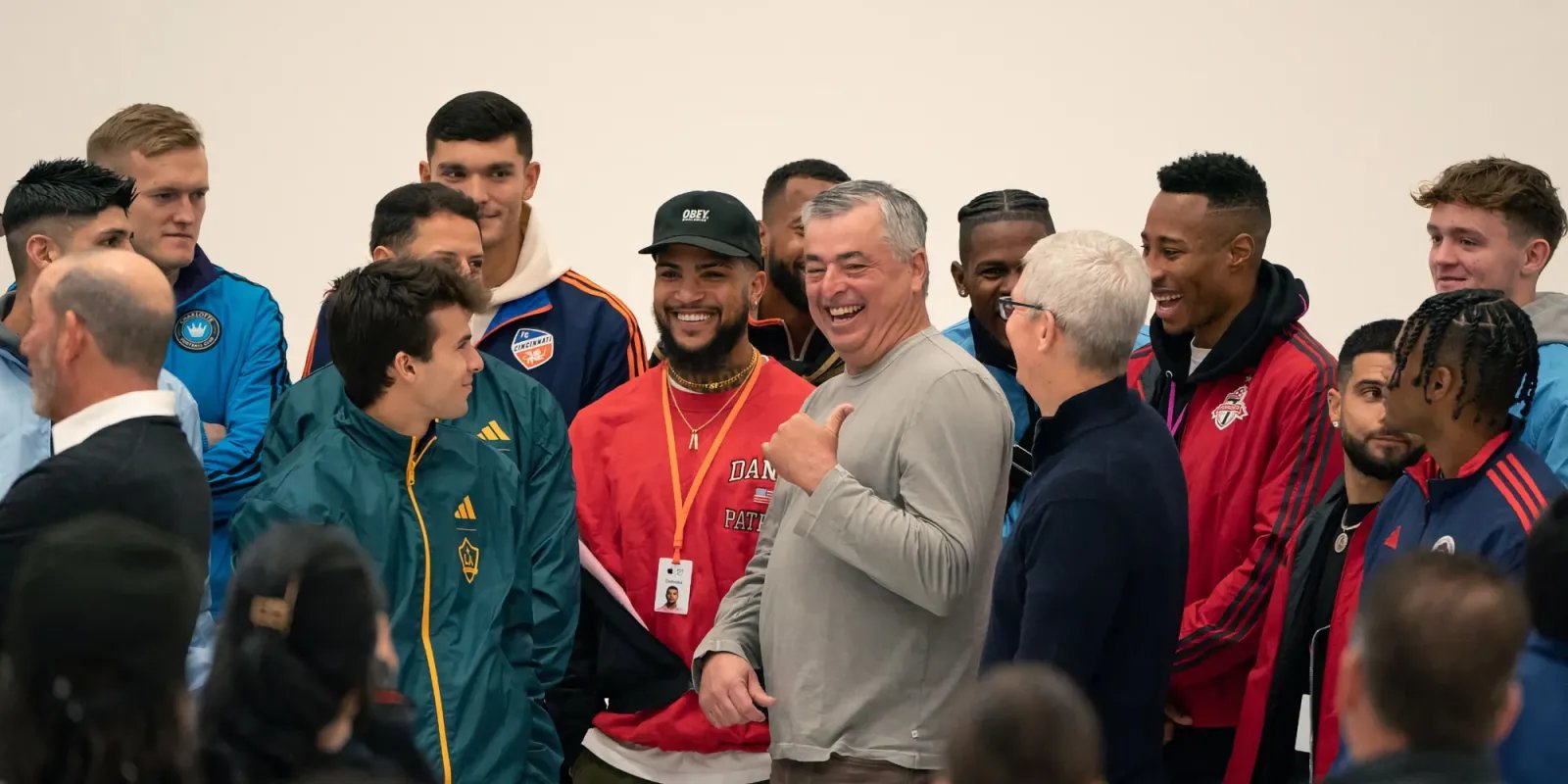 تدمج Apple الصحة واللياقة البدنية في الخدمات، وتقسم الإشراف على Apple Watch 13 تدمج Apple الصحة واللياقة البدنية في الخدمات، وتقسم الإشراف على Apple Watch