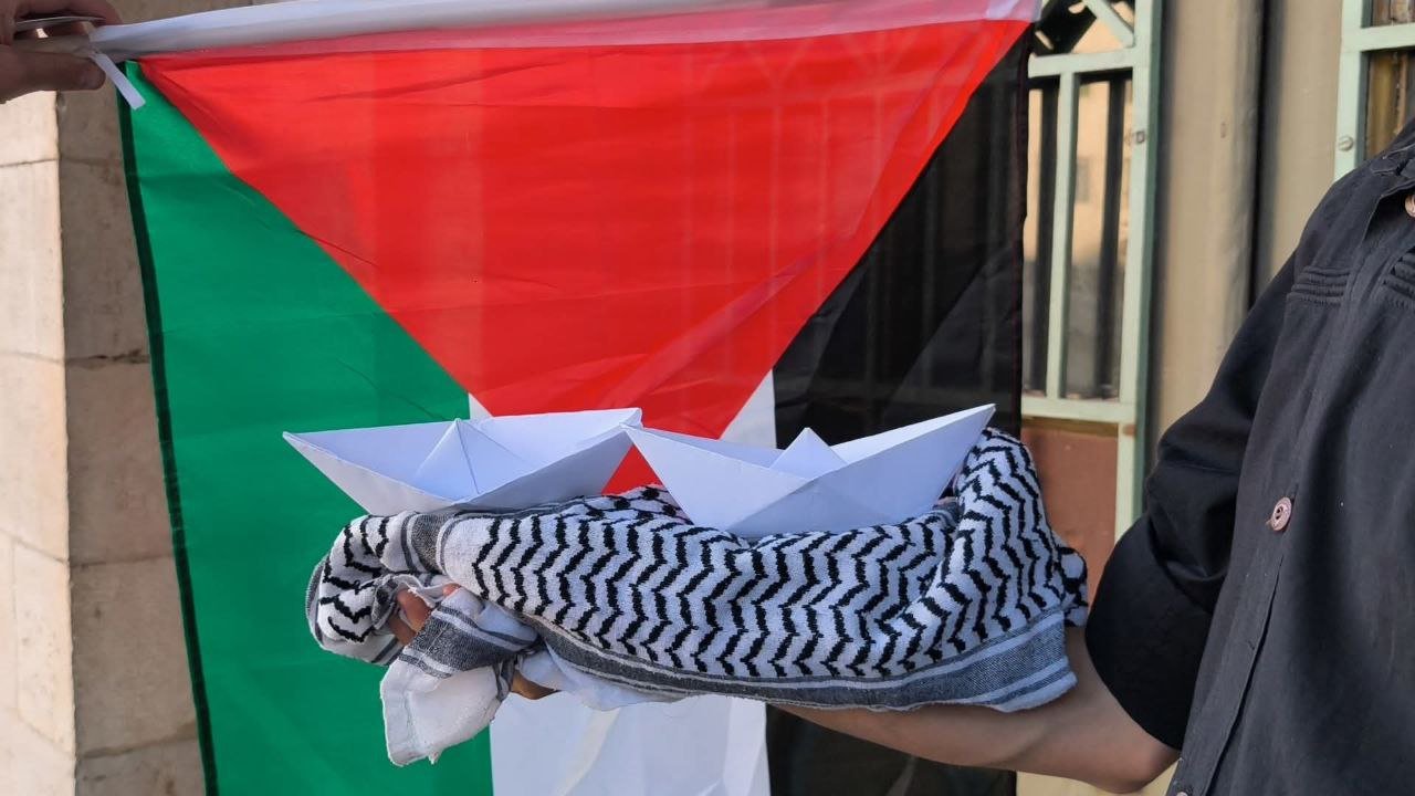 وقفة في دمشق رفضًا للتطبيع مع العدو الإسرائيلي – قناة المنار